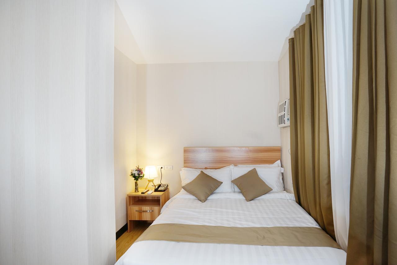 Baypark Hotel Calbayog Ngoại thất bức ảnh