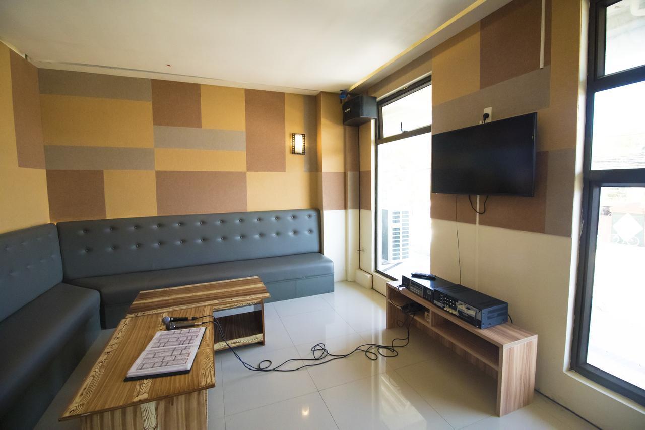 Baypark Hotel Calbayog Ngoại thất bức ảnh